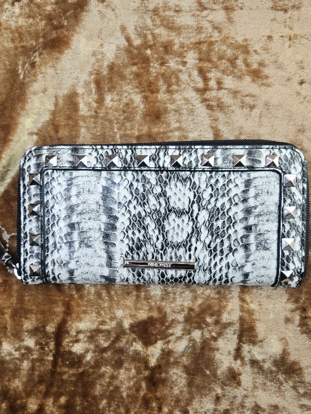 NWT Nine West Snakeskin Wallet